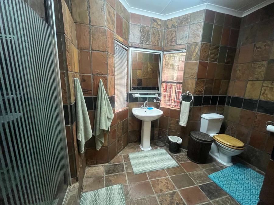 5 Bedroom Property for Sale in Blydeville Northern Cape